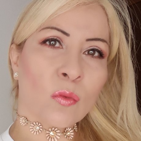 Peque a Diabla99 only fans review