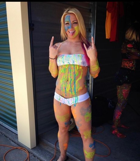 Molly Pop_ only fans xxx