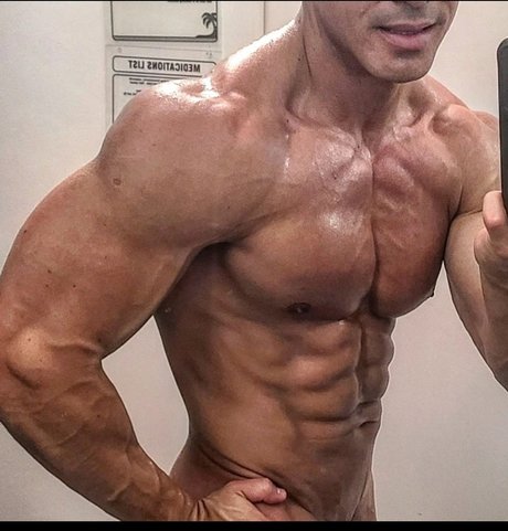 Hector the Hammer onlyfans fotos