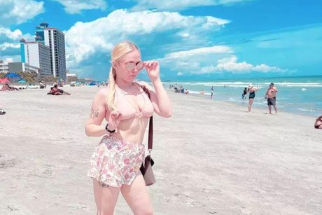 Barbie Quinn leaked naked onlyfans