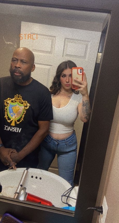 Anastacia amp amp The Mature Bull onlyfans pictures