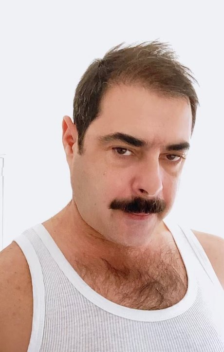 Daddy Moustache only fans