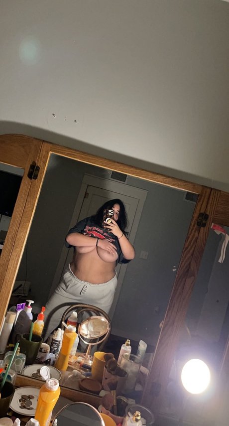 MorganRenae onlyfans posts