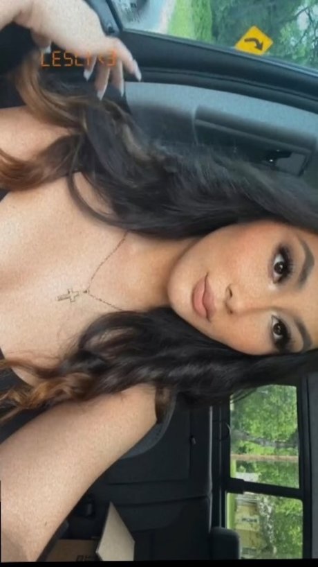 Lesli_ sexy onlyfans