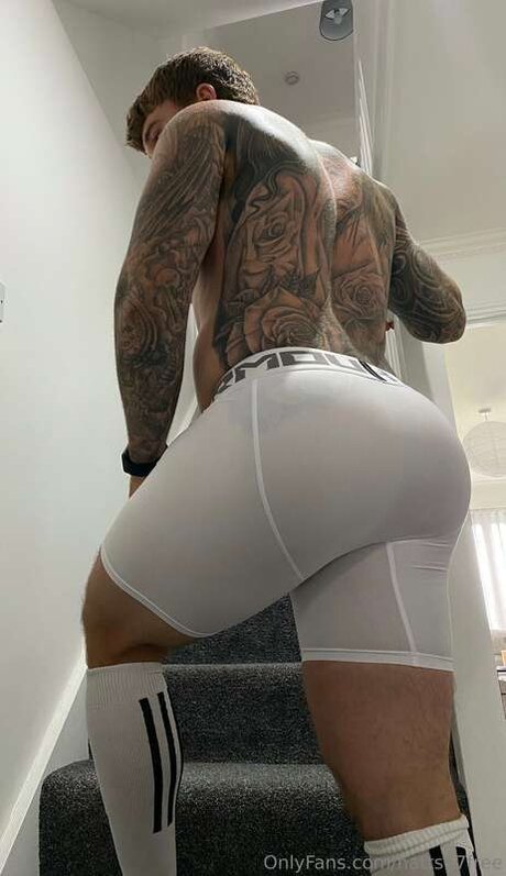 Hatts17 Free onlyfans content