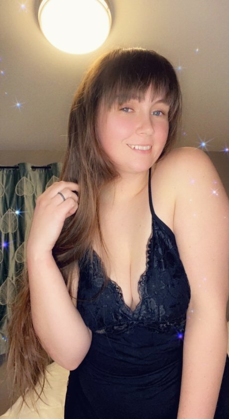 Ms HollyHawk onlyfans sextape leak