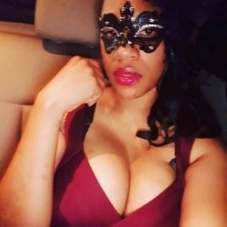 Goddess Callie onlyfans content leaked