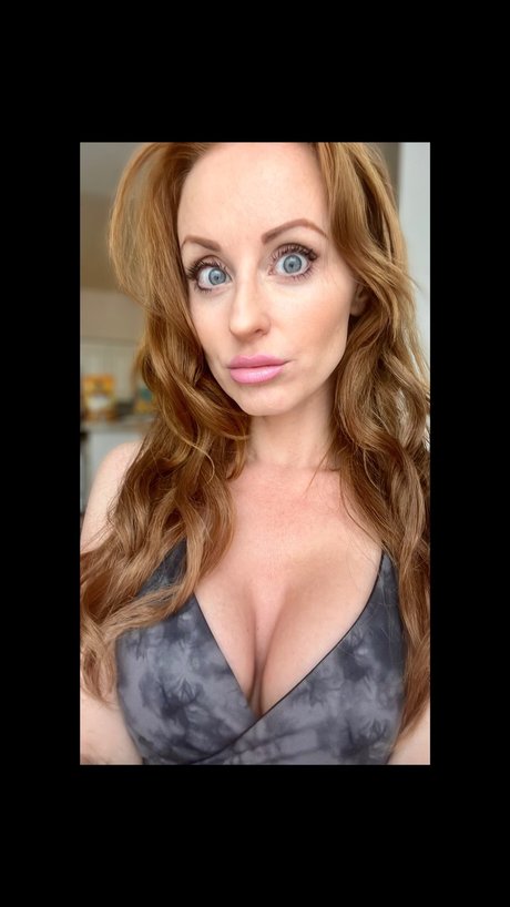 Tiny Dancer Bee only fans.