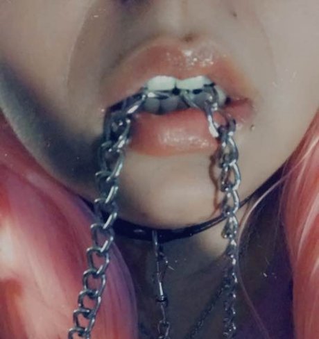 Magz Yagami onlyfans leaj