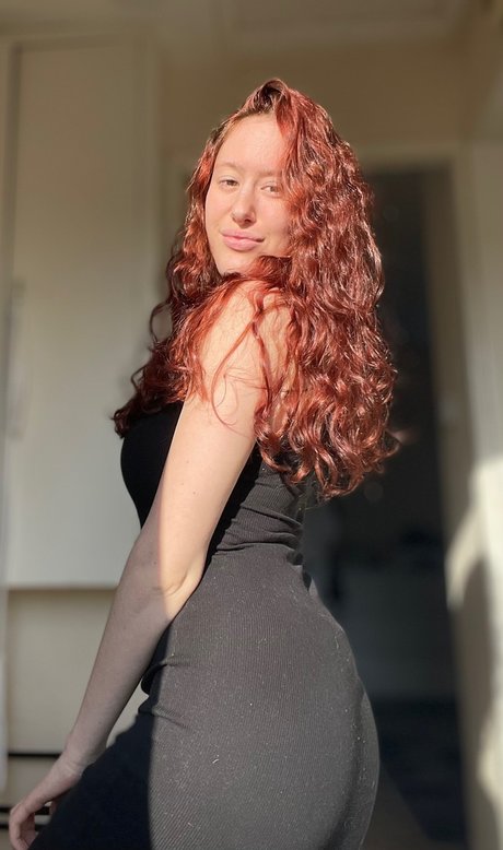 ELISS nude leaked onlyfans