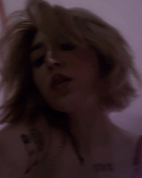 Aspen Everly onlyfans photos