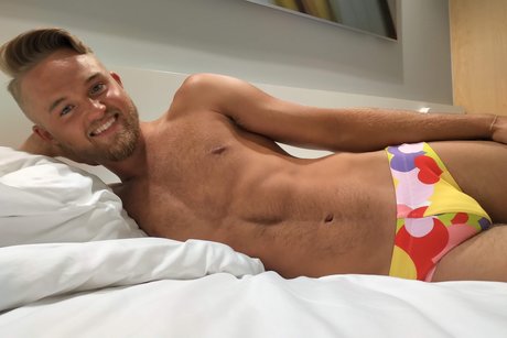 Happy Bulge only fans nude