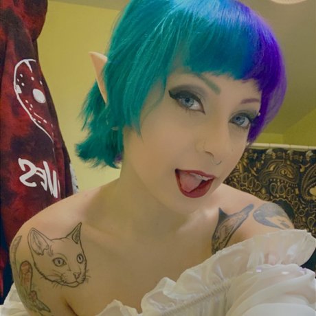 LeaFoxes onlyfans leaked.