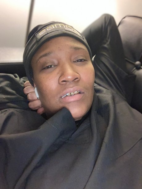 GucciWitDaCoochie onlyfans strip