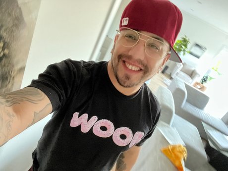 Manny Bucks sex onlyfans