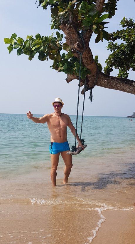 MrHotStuff onlyfans leaks nudes