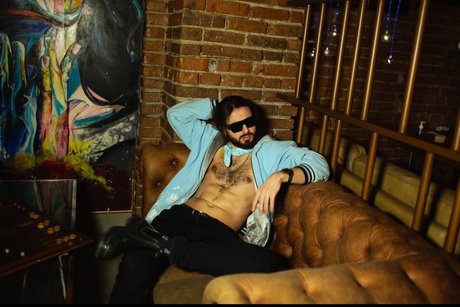 Mr Ginzburg sexy onlyfans