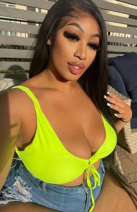 Babyhollywood onlyfans leaked tits