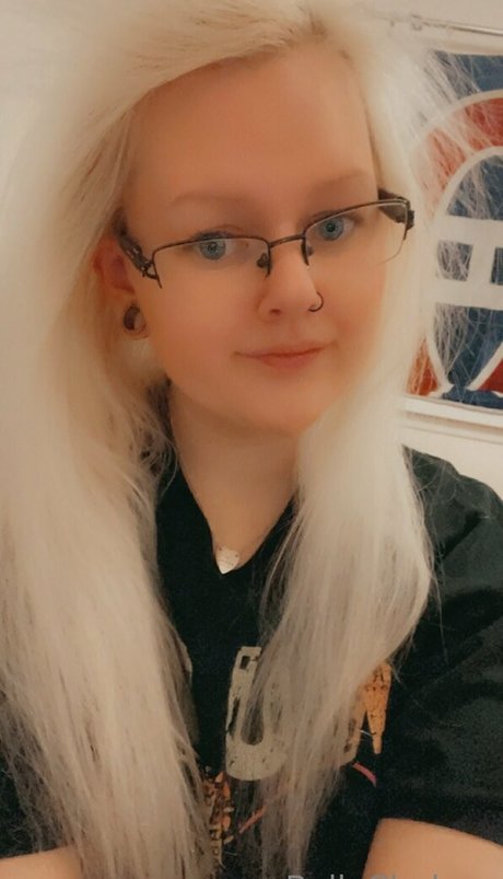 bellachelseafree onlyfans model