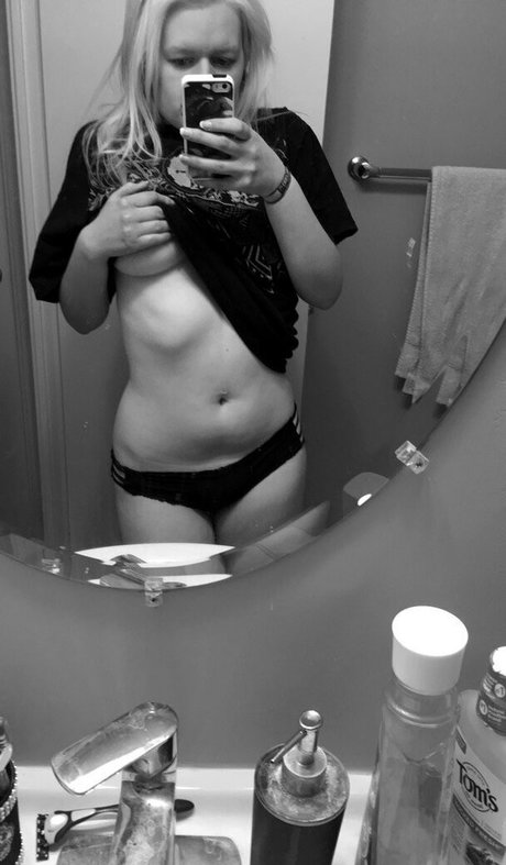 bellachelseafree nsfw onlyfans