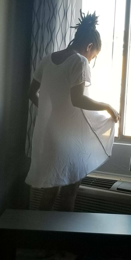 iwanthazelgrace nude onlyfans leaks