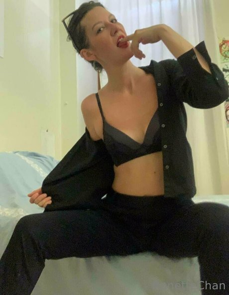 annettechan onlyfans star