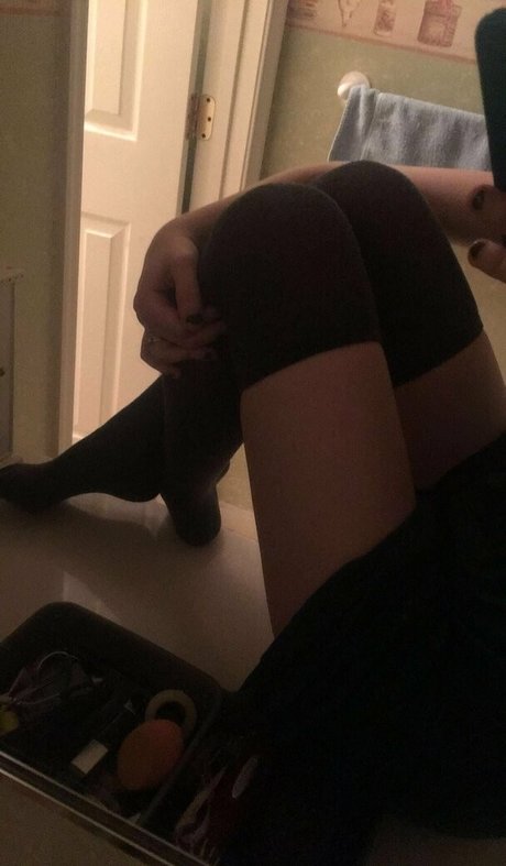 snight827 onlyfans strip