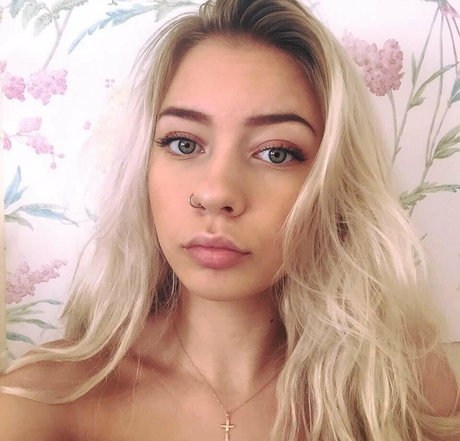 Lauren Hobbs onlyfans leaked pictures