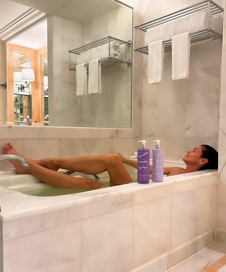 Cindy Crawford onlyfans leaks porn