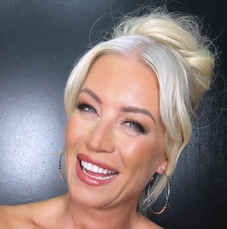 Denise Van Outen onlyfans nude leaks