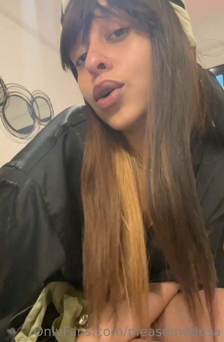pleasemedusa leaked onlyfans naked
