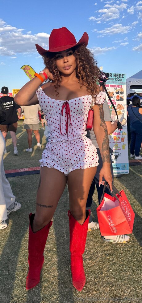 Eva Maxim onlyfans joi