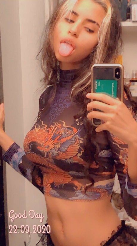 yazzifreaky porn only fans