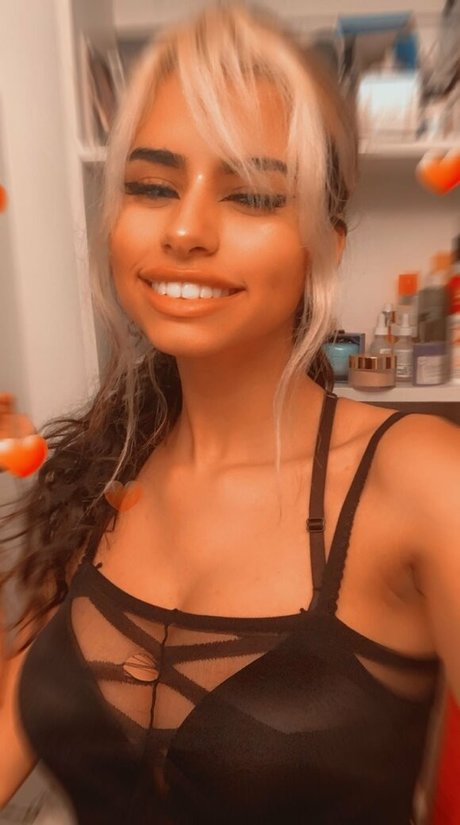 yazzifreaky naked onlyfans leaked