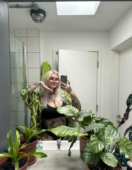 stupiderandhotter sex onlyfans