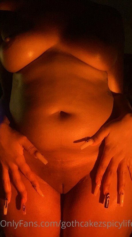 gothcakezspicylife onlyfans free