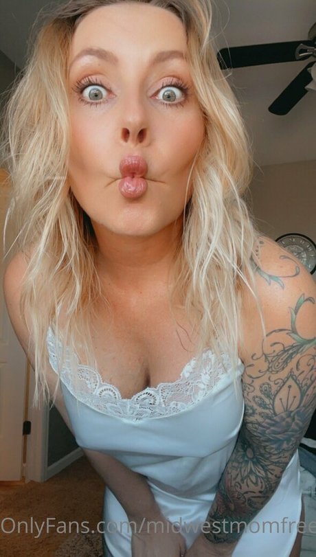midwestmomfree onlyfans leak porn
