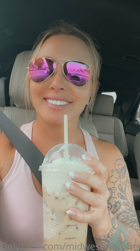 midwestmomfree onlyfans leaked sex