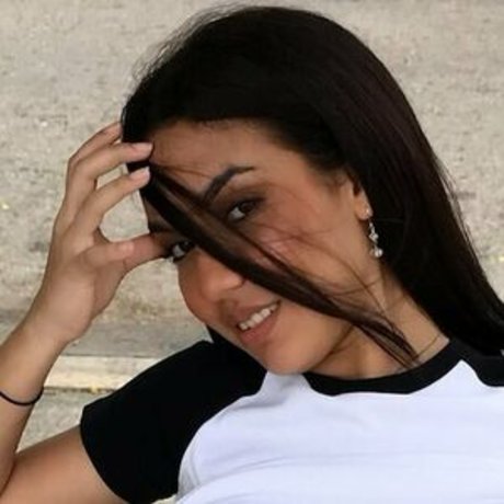 Shantal Sky only fans pics