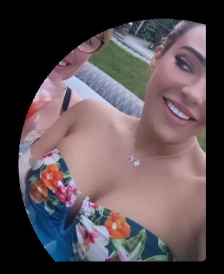 Stephanie Davis onlyfans nude pics