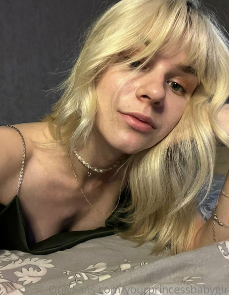 elia roz nude only fans leaks