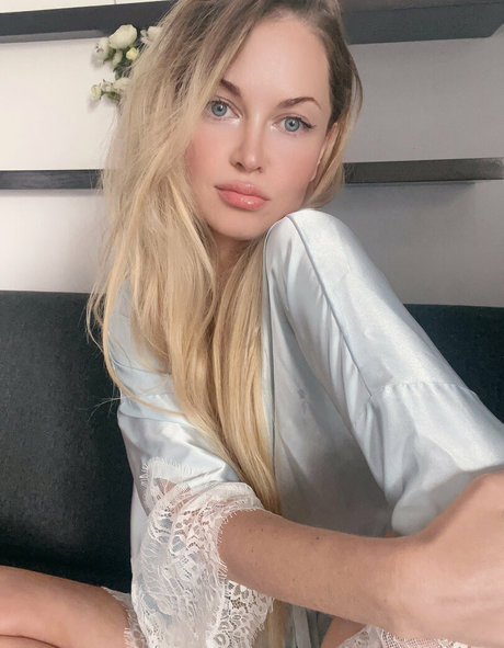 bella ballerina vip onlyfans nude porn