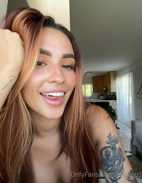 lavaxgrl onlyfans model