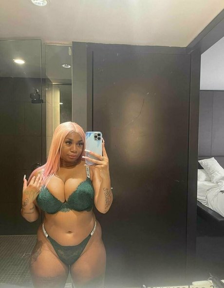 Nevvycakes porn only fans