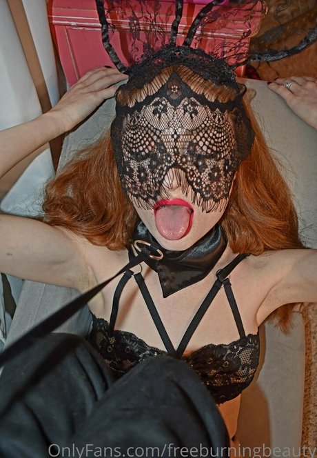 freeburningbeauty onlyfans leak fuck