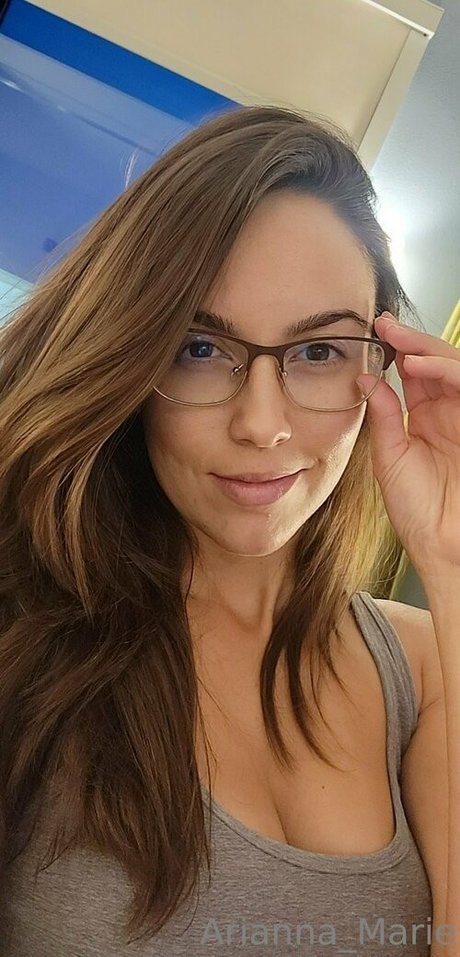 amarie301 onlyfans strip