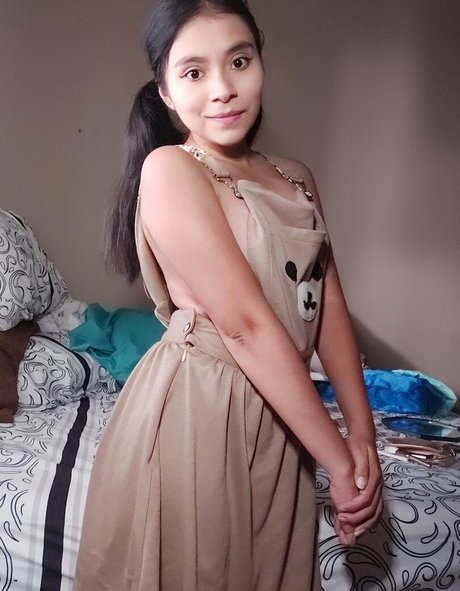 emilipetitefree onlyfans leams