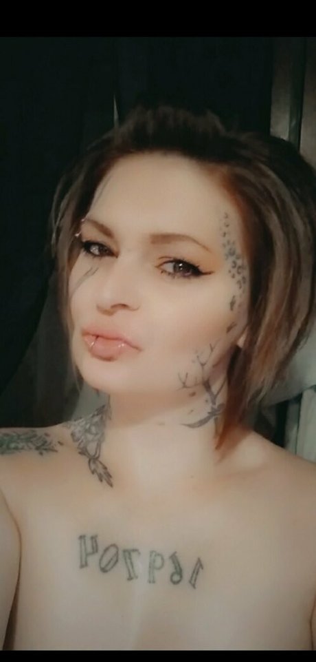 lluvely onlyfans explicit content