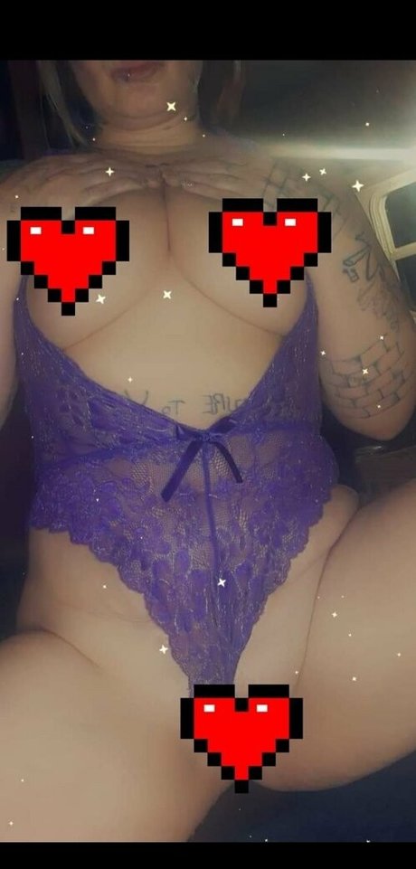 lluvely onlyfans leaked.