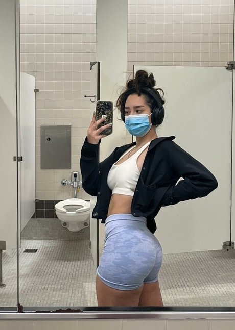 Sabrina Pezeshkian nude only fans leaks